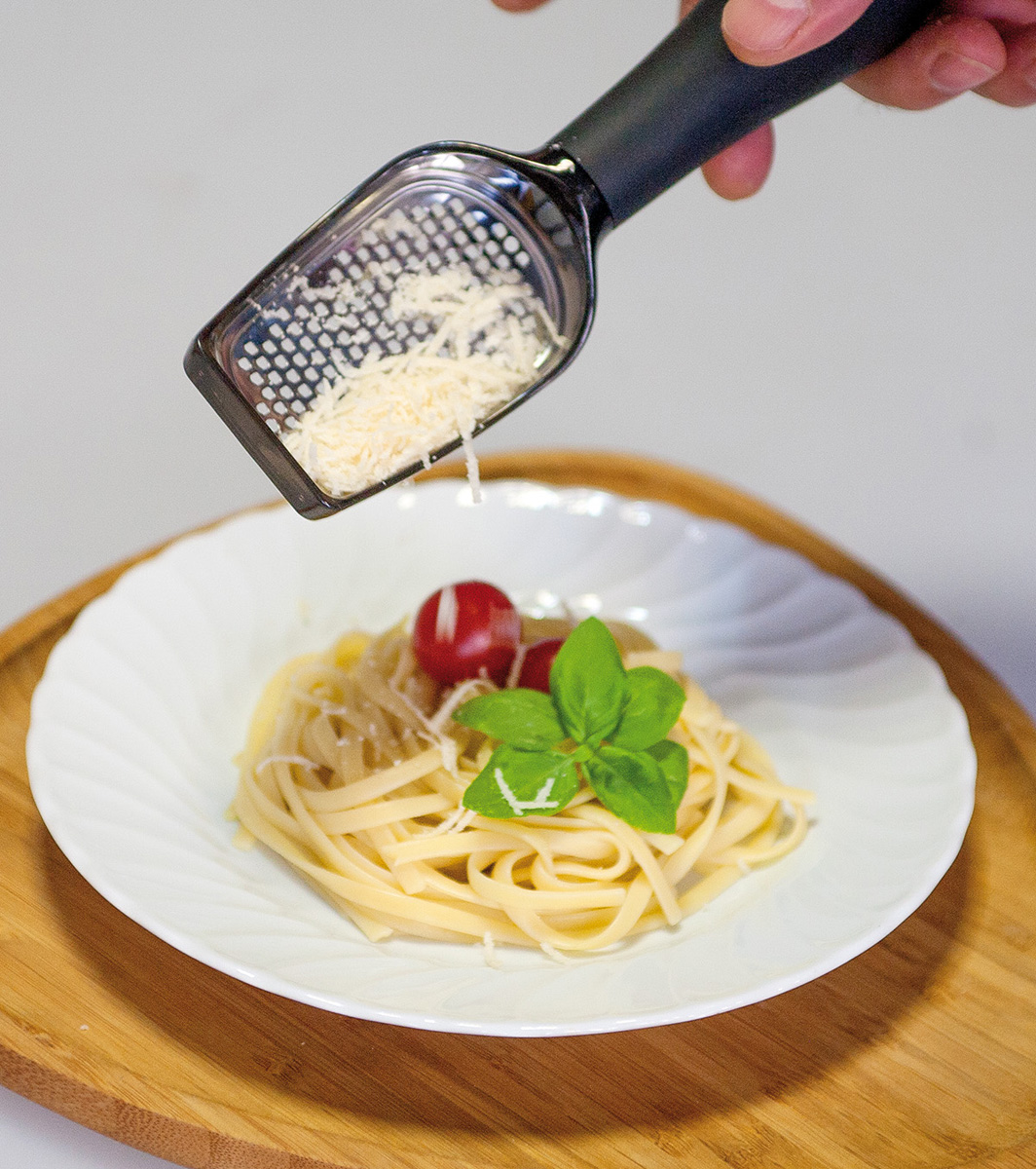 Cheese Grater with Rubber Handle